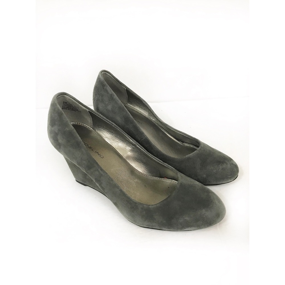 Bandolino Suede Wedges
